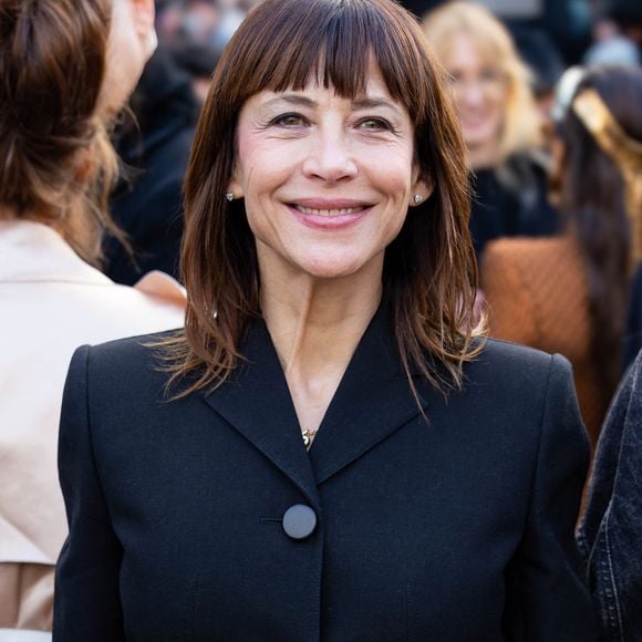 Sophie Marceau au défilé Schiaparelli "Collection Haute Couture Printemps/Eté 2026" lors de la Fashion Week de Paris, le 26 janvier 2026. 

Photo : Thibault Duboucher/Bestimage