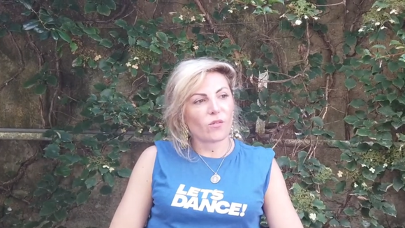 "MÈRE INDIGNE" : interview Anne-Elisabeth Blateau ! - Lubiie - YouTube