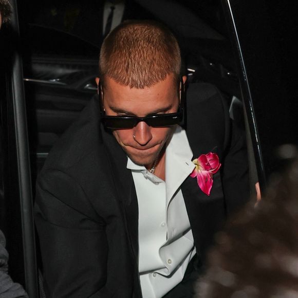 Justin Bieber à la soirée d'anniversaire de Kris Jenner à Beverly Hills, dans la maison de Jeff Bezos, le 8 novembre 2025. © Backgrid USA / Bestimage