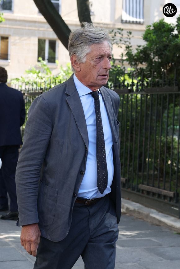 "Pendant quatre ans, on a perdu un million de francs par jour, ce qui correspondrait à 300 000 euros aujourd'hui", révèle le dirigeant de 76 ans. 

Nicolas de Tavernost - Arrivées aux obsèques de Nicolas Altmayer en l’Église de Saint-Germain-des-Prés à Paris le 31 aout 2026. © Dominique Jacovides-Cyril Moreau/Bestimage
