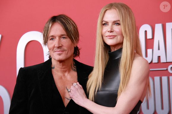 Ils ont renoncé à toute pension alimentaire, leurs revenus mensuels dépassant chacun 100 000 dollars.

Nicole Kidman et Keith Urban aux Academy of Country Music Awards au Texas. Photo Press Service / BESTIMAGE