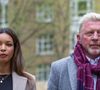 Sur Instagram, il a partagé plusieurs photos mêlant moments publics et instants plus intimes, notamment une image touchante où il porte sa fille dans les bras. 

Boris Becker, son fils Elias Balthasar et sa compagne Lilian de Carvahlo Monteiro arrivent au tribunal à Londres, le 7 avril 2022. Photo par Bestimage