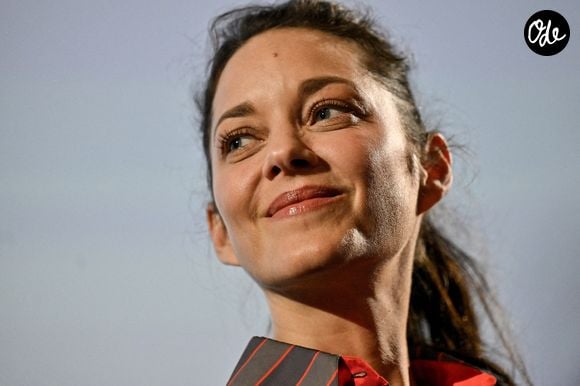 Une source d'inspiration pour la mère de Marcel et Louise

Marion Cotillard assistant à la projection du film « Karma » lors du 18e Festival du film Lumière de Lyon, à Lyon, en France, le 14 octobre 2026. Photo de Julien Reynaud/APS-Medias/ABACAPRESS.COM