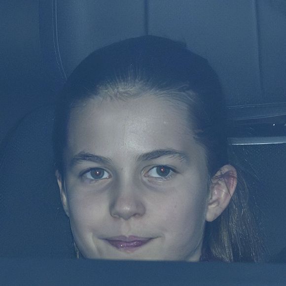 La princesse Charlotte de Galles - Arrivées et départs de la famille royale britannique au déjeuner de Noël au palais de Buckingham à Londres, Royaume Uni, le 16 décembre 2025. Cover Images via ZUMA Press/Bestimage