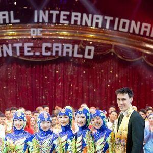 Louis Ducruet remet le « Junior d’Or » à la troupe « Bud-X Roses » - Soirée de clôture du 47ème Festival International du Cirque de Monte-Carlo sous le chapiteau de Fontvieille à Monaco, le 21 janvier 2025. © Olivier Huitel / Pool Monaco / Bestimage