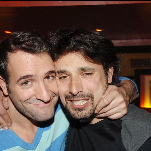Jean Dujardin et Bruno Salomone à l'after show au Mandalaray pour le film "OSS 117" en 2006 ©RINDOFF-BELLAK / BESTIMAGE