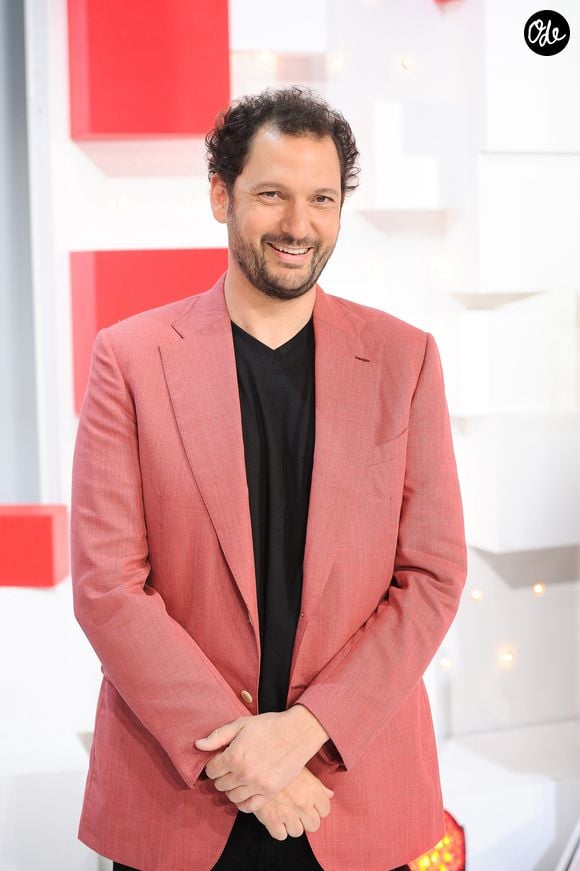 Exclusif - Enregistrement de l'émission "Vivement dimanche" au Studio Gabriel à Paris, présentée par Michel Drucker et diffusée le 23 juin sur France 3. © Guillaume Gaffiot/Bestimage