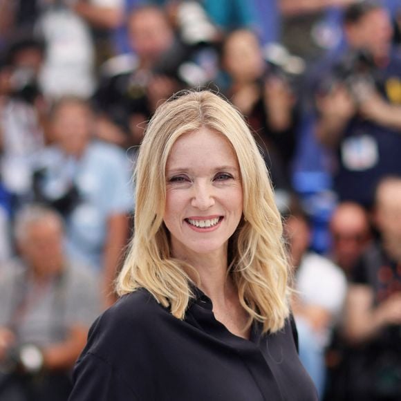 Léa Drucker au photocall de "L'Eté Dernier (Last Summer)" lors du 76ème Festival International du Film de Cannes, le 26 mai 2023.
© Moreau/Jacovides/Bestimage