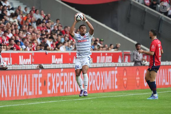 Guéla Doué lors du match de la Ligue 1 McDonald's opposant LOSC Lille au RC Strasbourg (3-3) au Decathlon Arena - Stade Pierre Mauroy à Villeneuve-d'Ascq, France, le 21 septembre 2024. © © Laurent Sanson/Panoramic/Bestimage