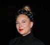 Pourquoi la chanteuse Sia accepte de payer 36 000 euros de pension mensuel à son ex-mari ?

Exclusif - Sia au restaurant "Craig's" à Los Angeles.

Photo : Backgrid USA / Bestimage