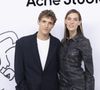 Et son nom n'est pas Schneider

Aliocha Schneider et sa compagne Charlotte Cardin - Photocall du défilé de mode Femmes Printemps/Été 2025 "Acne Studio" lors de la fashion week de Paris. Le 25 septembre 2024
© Olivier Borde / Bestimage