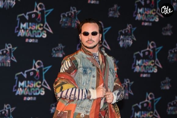Sous sa publication, Yanis Marshall a reçu de très nombreux messages de félicitations et de soutien de la part de ses abonnés.

Yanis Marshall lors du photocall de la 24e édition des "NRJ Music Awards (NMA)" au Palais des Festivals de Cannes, le 18 novembre 2022.

© Rahid Bellak / Bestimage