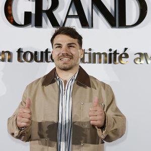 Antoine Dupont arrive à l'hôtel Carlton Beach pour assister au Grand Diner-Dadju avant le 78e Festival de Cannes annuel le 17 mai 2025 à Cannes, France. Photo by Marco Piovanotto/ABACAPRESS.COM