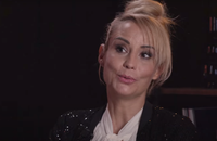 Elodie Gossuin en interview pour "En privé avec"