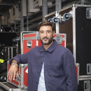 À savoir la restauration.

Exclusif - Jérémy Frérot - Studio - Enregistrement de l'émission "Le Grand Echiquier, Spéciale Outre-Mer", présentée par C.Chazal et A.Manoukian et diffusée le 31 octobre sur France 2
© Jack Tribeca / Bestimage