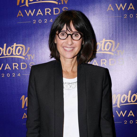 Puis d'ajouter : "Il y en a une qui travaille toujours à la maison depuis 17 ans". 

Exclusif - Alexia Laroche-Joubert lors de la soirée de remise de prix Molotov TV Awards 2024, première édition, pour récompenser les programmes télés préférés. Paris, le 1er octobre 2024.
© Rachid Bellak / Bestimage