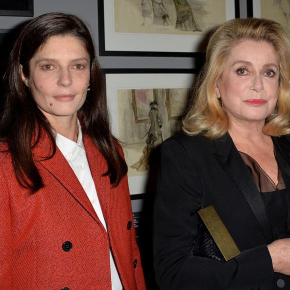 Catherine Deneuve et Chiara Mastroianni en visite privée de l'exposition "Martin Scorsese" à la cinémathèque française à Paris, le 13 octobre 2015.

Photo : Bestimage