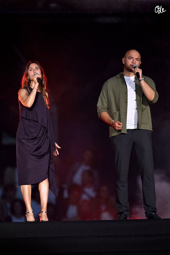 Joyce Jonathan et les membres de l'Avvinta durant Corsu Mezu Mezu, le concert emmené par Patrick Fiori qui a eu lieu au stade Orange Vélodrome à Marseille, le 22 mai 2026, diffusé le 28 août sur France 3.. © Bruno Bebert/Bestimage