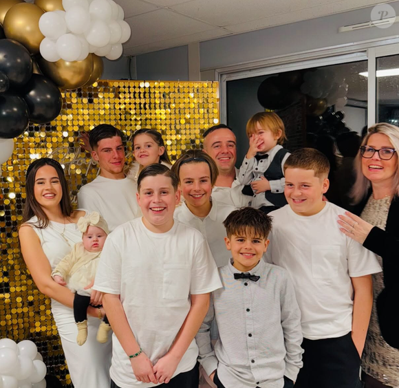 D'un côté, le couple souhaite voyager et apprécie les moments partagés avec les enfants qui ont grandi.

La famille Gonzalez de "Familles nombreuses"