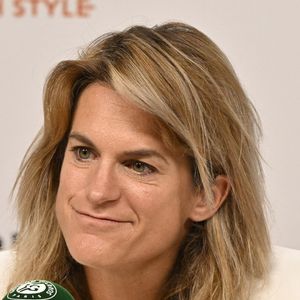 Amélie Mauresmo évoque sa vie de famille

Amélie Mauresmo en conférence de presse lors des Internationaux de France de tennis de Roland Garros. Chryslene Caillaud / Panoramic / Bestimage