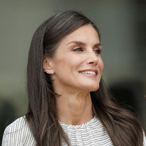 Le roi Felipe VI d’Espagne et la reine Letizia d’Espagne (Le roi Felipe VI et la reine Letizia d’Espagne) visitent la commune de Burela, à Lugo.
Bureta, Lugo - 17 juin 2025 © Yasky Lalo/Bestimage