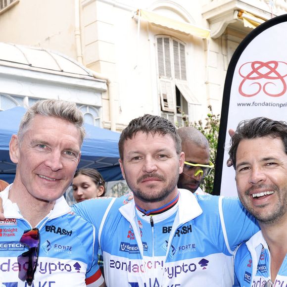Semi-exclusif - No Tabloids - Gareth Wittstock, guest - Le prince Albert II de Monaco participe à une randonnée à vélo de Saint-Tropez à la Principauté de Monaco en 4 heures et 15 minutes, au profit de la Fondation de la Princesse Charlène de Monaco le 27 avril 2025. © Claudia Albuquerque/Bestimage