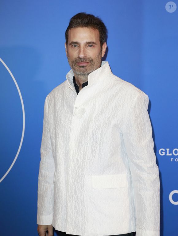 Richard Orlinski - Photocall du Global Gift Gala Paris à l'hôtel Four Seasons George V à Paris le 8 novembre 2025. © Marc Ausset-Lacroix/Bestimage