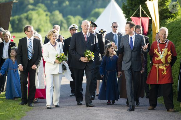 Stange, Vestfold, juin 2012, Visite du comté de Vestfold : Leurs Majestés le Roi Harald et la Reine Sonja dînent au Stange Guesthouse