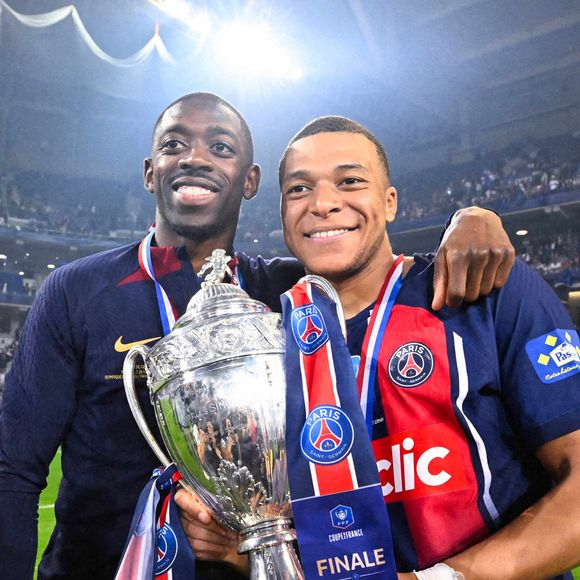 Ousmane Dembélé et Kylian Mbappé lors de la finale de Coupe de France avec le Paris Saint Germain au Stade Pierre Mauroy le 25 mai 2024 à Lille, France. ( Photo by federico pestellini / panoramic ) -