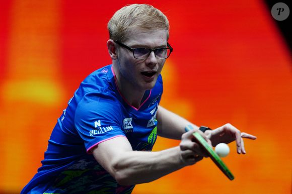 13 décembre 2025, Hong Kong, Chine : Félix Lebrun, un joueur de tennis de table français lors d'un match aux finales du WTT Hong Kong 2025 jour 4 le 13 décembre 2025 à Hong Kong. (Credit Image : © Ellan Mad/Nexpher Images via ZUMA Press Wire)