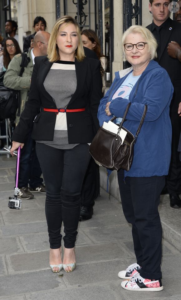Josiane Balasko et sa fille Marilou Berry - Arrivee des people au defile de mode Haute-Couture Automne-Hiver 2013/2014 "Jean-Paul Gaultier" au Grand Palais a Paris. Le 3 juillet 2013. © AGENCE / BESTIMAGE