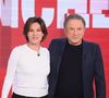 "À chaque étage il y avait quelqu’un", a rappelé Michel Drucker.

Mathilde Seigner et Michel Drucker - Enregistrement de l'émission Vivement dimanche au studio Rive gauche, présentée par Michel Drucker . Diffusion sur France 3  © Guillaume Gaffiot/Bestimage