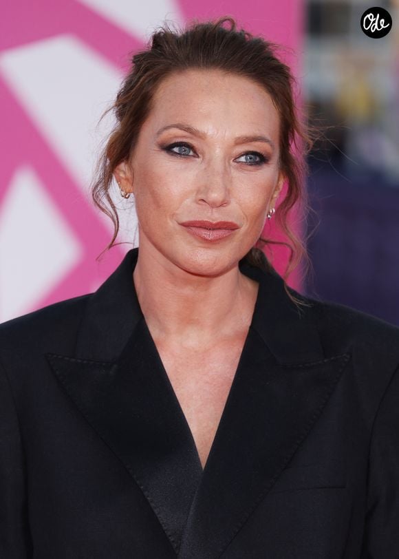 Laura Smet sur le tapis rouge lors de la première du film 'L'Invitation' pendant la 52ème édition du Festival du Cinéma Américain de Deauville, France, le 5 septembre 2026. © Denis Guignebourg/Bestimage