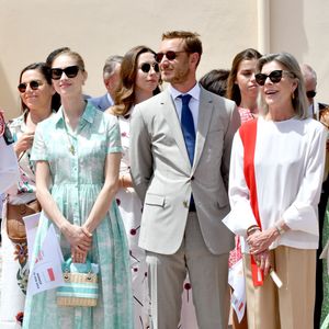 Beatrice Borromeo, Pierre Casiraghi, la princesse Caroline de Hanovre lors du relais de la Flamme Olympique des Jeux olympiques d'été de Paris 2024 à Monaco, le 18 juin 2024. Paris se prépare à accueillir les XXXIIIèmes Jeux Olympiques d'été, du 26 juillet au 11 août 2024. © Bruno Bebert/Bestimage
