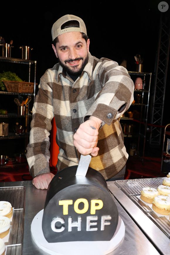 Il n'a jamais rien annoncé officiellement, mais il est devenu papa !

Merouan Bounekraf assiste à la première de Top Chef Saison 15 le 11 mars 2024 à Paris, France. Photo by Jerome Domine/ABACAPRESS.COM
