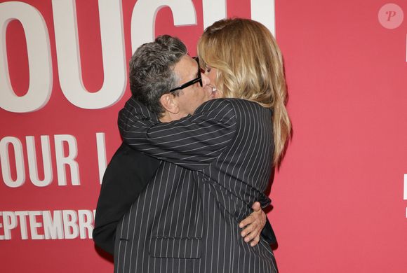 Entre eux, pas de demi-mesure. Lui, avoue avoir retrouvé le goût de vivre, elle, parle d’un amour lumineux qui la rend meilleure. 

Marc Lavoine et Adriana Karembeu au photocall du "concerto pour la paix" de Omar Harfouch au Théâtre des Champs-Elysées à Paris le 18 septembre 2024.  © Coadic Guirec / Bestimage
