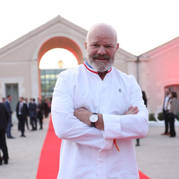 Et il n'est pas seul !

Le Chef Philippe Etchebest aux Chais Monnet en marge de la cérémonie de remise des prix du Guide Rouge Michelin 2022 à Cognac le 22 mars 2022. © Jean-Marc Lhomer / Bestimage