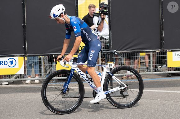 Le Français Lenny Martinez, sur le Tour de France à Piacenza, Italie, en 2024. © Silvia Colombo/IPA via ZUMA Press/Bestimage