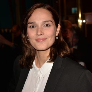 Camille Lou à la générale de presse du spectacle musicale "Les Souliers Rouges" aux Folies Bergères à Paris, France, le 4 février 2020. © Veeren/Bestimage