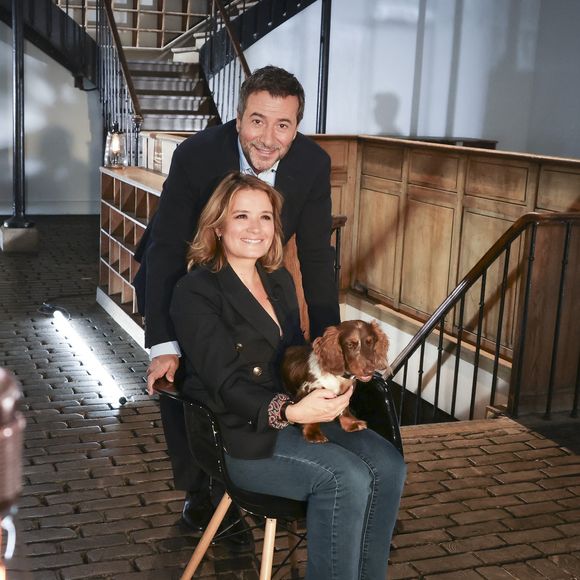L'animatrice n'est pas venue seule.

Exclusif - Pascale de La Tour du Pin pendant l’enregistrement d’Animaux Stars, présenté par B.Montiel et diffusé le 6 septembre 2025 sur Animaux TV, à Paris, France le 3 juillet 2025. © Jack Tribeca/Bestimage