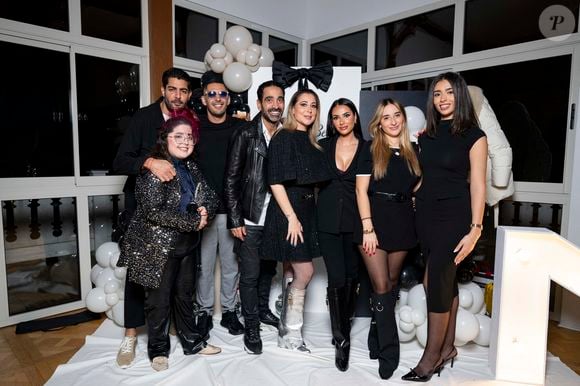 Exclusif - Magali Berdah, son mari Stéphane Teboul, Morgane MakeUp, Jazz Correia, Carla Ghebali, Guest lors de l'anniversaire surprise de M.Berdah (43 ans) au Pavillon Gravelle à Paris le 26 novembre 2024 avec tous ses amis influenceurs.

© Pierre Perusseau / Bestimage