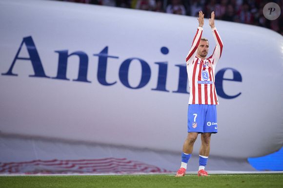 Après avoir reçu un hommage vibrant de la part de son public au stade Metropolitano,

Atletico de Madrid : Antoine Griezmann quitte le club en tant que meilleur buteur de l'histoire après un match de Liga. 17 mai 2026. (ALTERPHOTOS/Ropero)