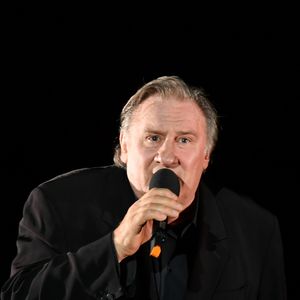Exclusif - Gérard Depardieu chante "Barbara" sur la scène du palais des congrès Atlantia en pré-ouverture du 5ème festival du cinéma et musique de film de la Baule le 4 novembre 2018. © José Texeira/Bestimage