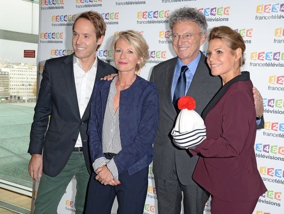 Sophie Davant avec Damien Thevenot, Laura Tenoudji et Nelson Monfort lors de la conférence de presse de la 29 eme édition du Telethon 2015 a France televisons a Paris, France, le 04 Novembre 2015. Le Téléthon 2015 aura lieu le 21 Novembre 2015. Photo de Pascal Baril/Planete Bleue Images/ABACAPRESS.COM
