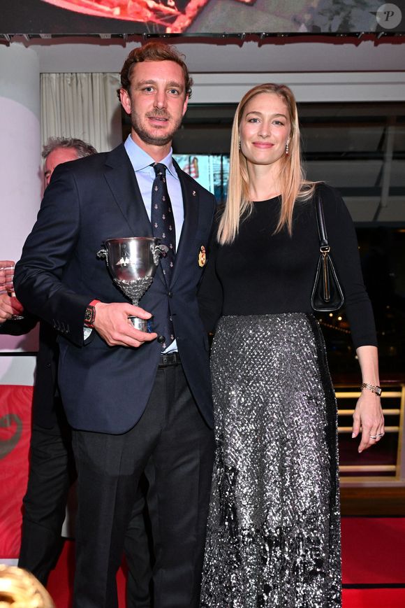 Pierre Casiraghi et sa femme Béatrice Borroméo durant la cérémonie d'intronisation des nouveaux membres du Yacht Club de Monaco ainsi que la remise des YCM Awards-Trophée Credit Suisse 2025, présidé par le prince Albert II de Monaco, le 16 décembre 2025, au Yacht Club de Monaco. Le titre de "régatier du Y.C.M. de l'année 2025" a été remporté par Pierre Casiraghi. Ce sont les membres du Club qui ont voté et choisi entre plusieurs régatiers. © Bruno Bebert / Bestimage