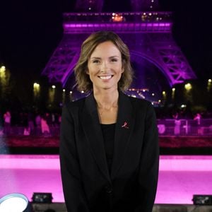 Isabelle Ithurburu prend les commandes d'une émission culte.

Exclusif - Isabelle Ithurburu - Soirée de lancement "Octobre Rose" organisée par l’association Ruban Rose présentée par I. Ithurburu à Paris. 
© Coadic / Ausset-Lacroix / Bestimage