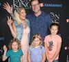 Selon les journalistes de "Fox News", l'actrice et son ex-mari, Dean McDermott, doivent environ 1,7 millions de dollars aux impôts.

 Tori Spelling, Dean McDermott et leurs enfants Finn Davey, Hattie Margaret, et Stella Doreen à Los Angeles, le 5 août 2017.

Photo : Bestimage