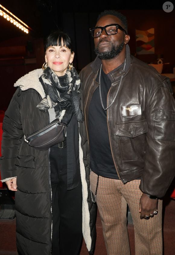 Exclusif - Sly Johnson et sa femme Mathilda May lors de la générale de la pièce "Amis pour la vie" au théâtre de l'Oeuvre à Paris le 24 avril 2025. La représentation est suivie d'un cocktail.

© Coadic Guirec / Bestimage