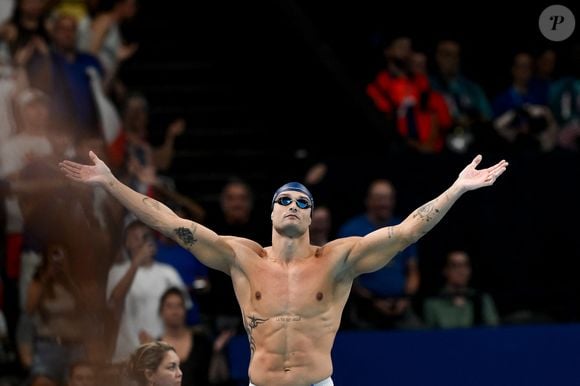 La séance idéale de Grandjean dure 45 minutes et se compose de deux blocs de quatre exercices enchaînés sans pause.

Florent Manaudou de France se prépare à participer à la finale du 50m nage libre hommes lors des Jeux Olympiques de Paris 2024 à La Défense Arena à Paris (France), le 02 août 2024.  
© Inside / Panoramic / Bestimage