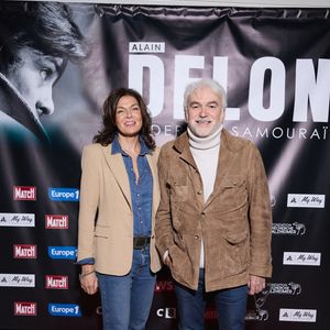 Exclusif - Pascal Praud et sa compagne Catherine Bancarel au photocall de la soirée Ciné-concert symphonique "Alain Delon, le dernier Samouraï" au Palais des congrès à Paris le 8 novembre 2024 le jour de son anniversaire.

© Jacovides / Moreau / Bestimage